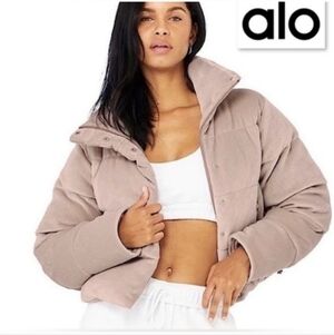ALO Yoga Women's Pink Puffer Jacket
